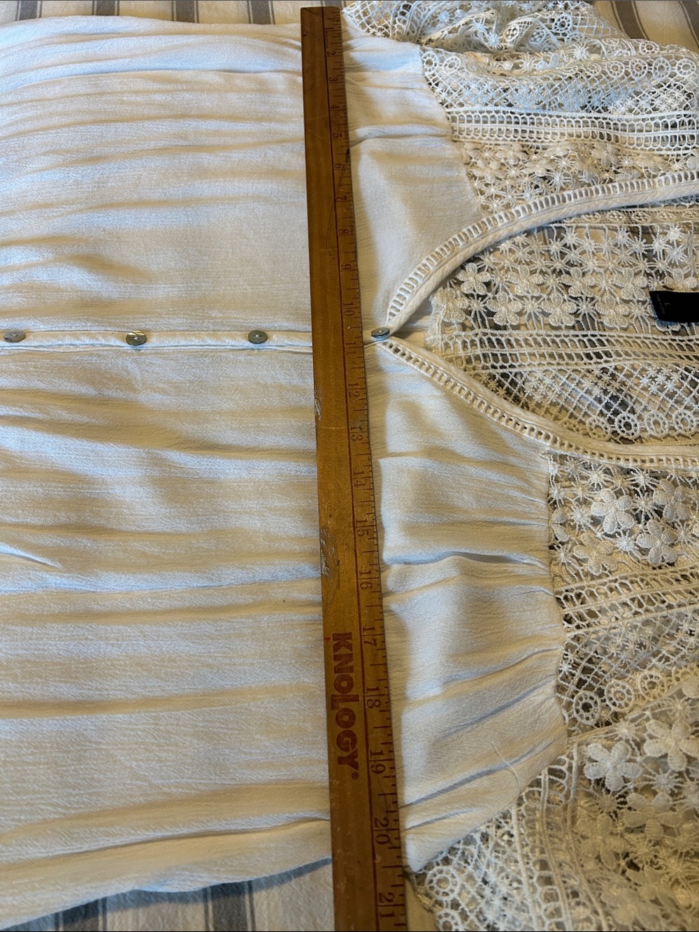 The Buckle Daytrip White Lace Detail Button Front Tie Boho Top Women Large L - Picture 8 of 9